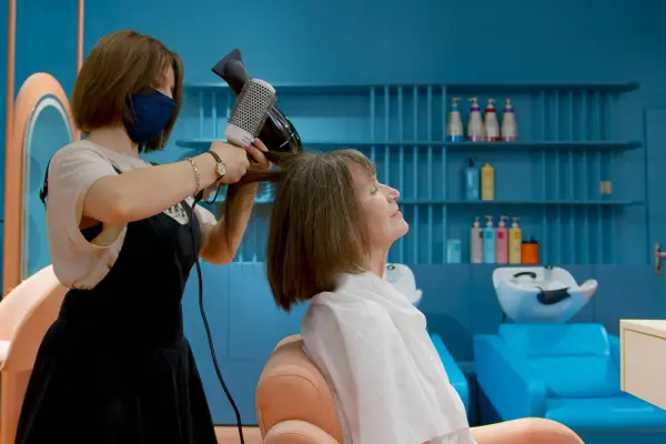 Salon de coiffure de Tours – coupes modernes femmes